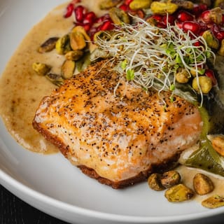 Salmon en Nogada
