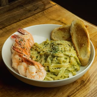 Creamy Pesto Pasta
