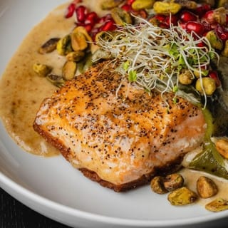Salmon En Nogada